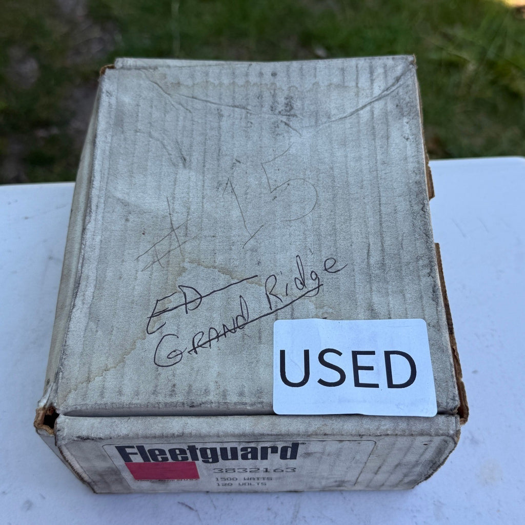 Fleetguard 3832163 Cummins Heater Side Plate Brazed Element w/ Cord 1500W 120V