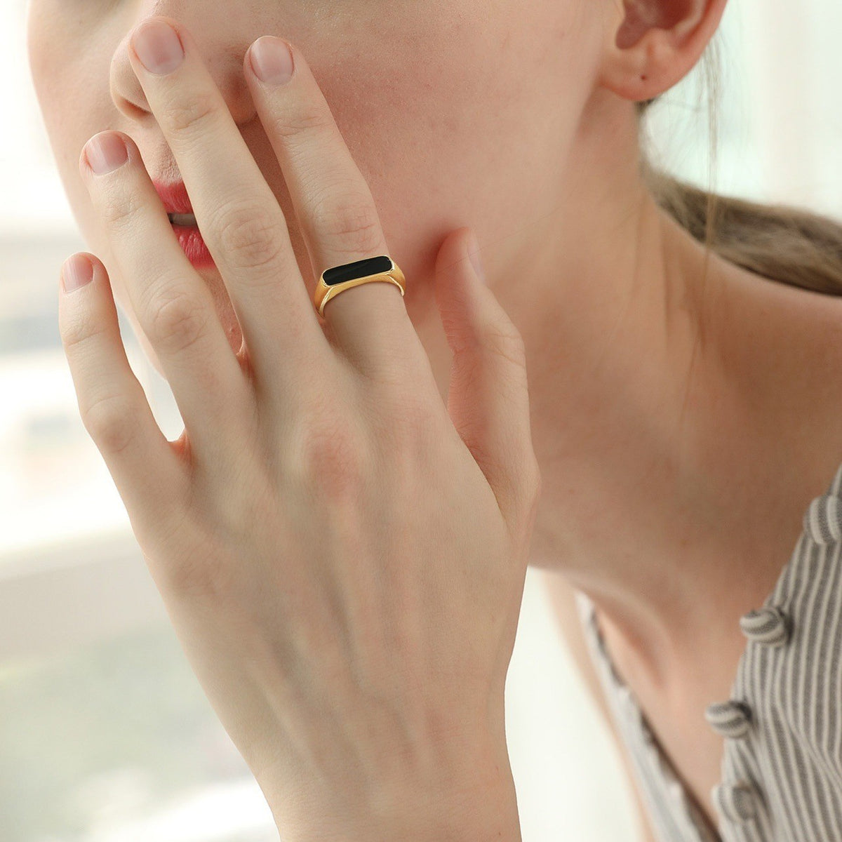 Mother Of Pearl Signet Ring Titanium Steel Gold Tone Unisex Jewelry Size 6-9