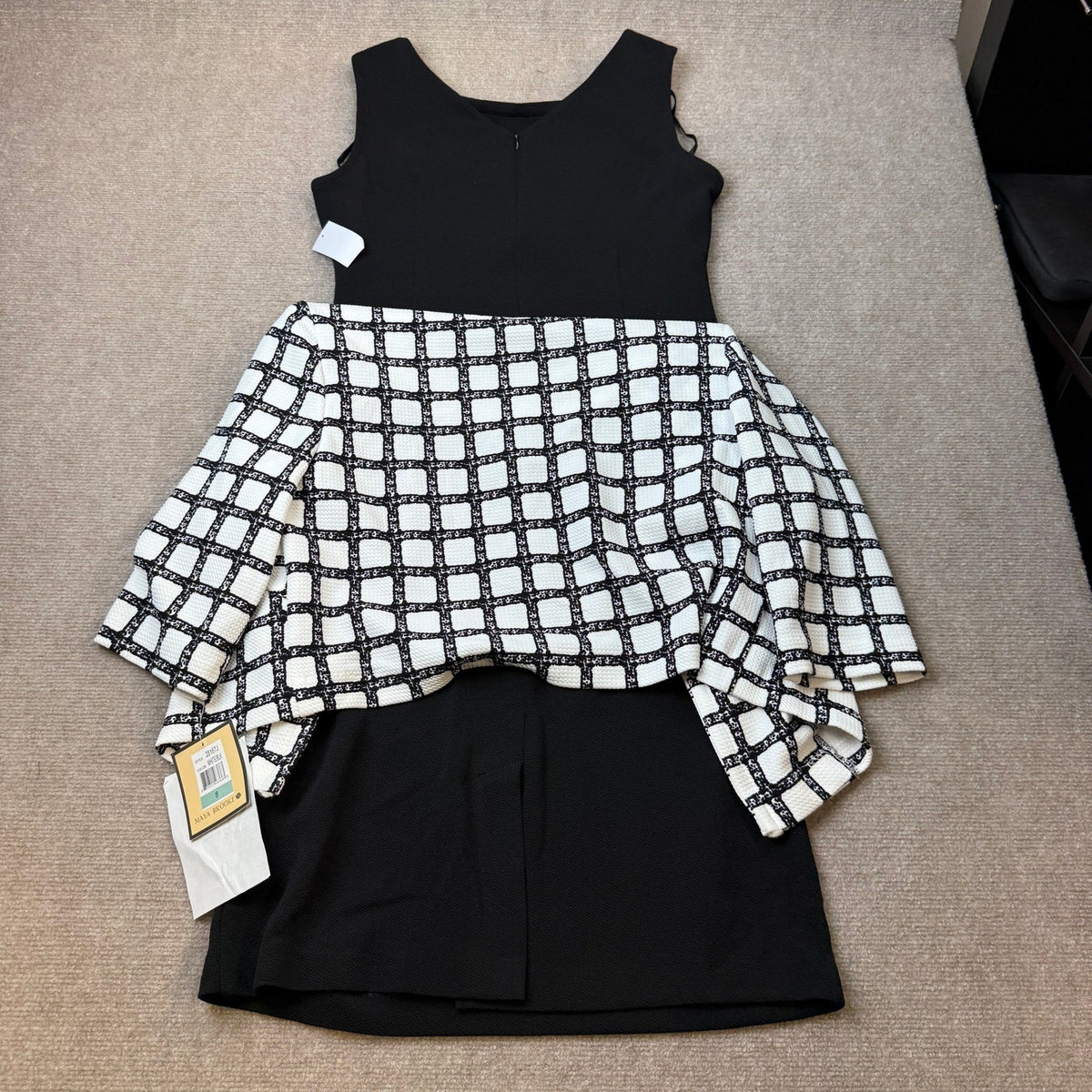 MSRP $94 Maya Brooke Womens 8 White/Black Plaid 2 Piece Jacket Dress