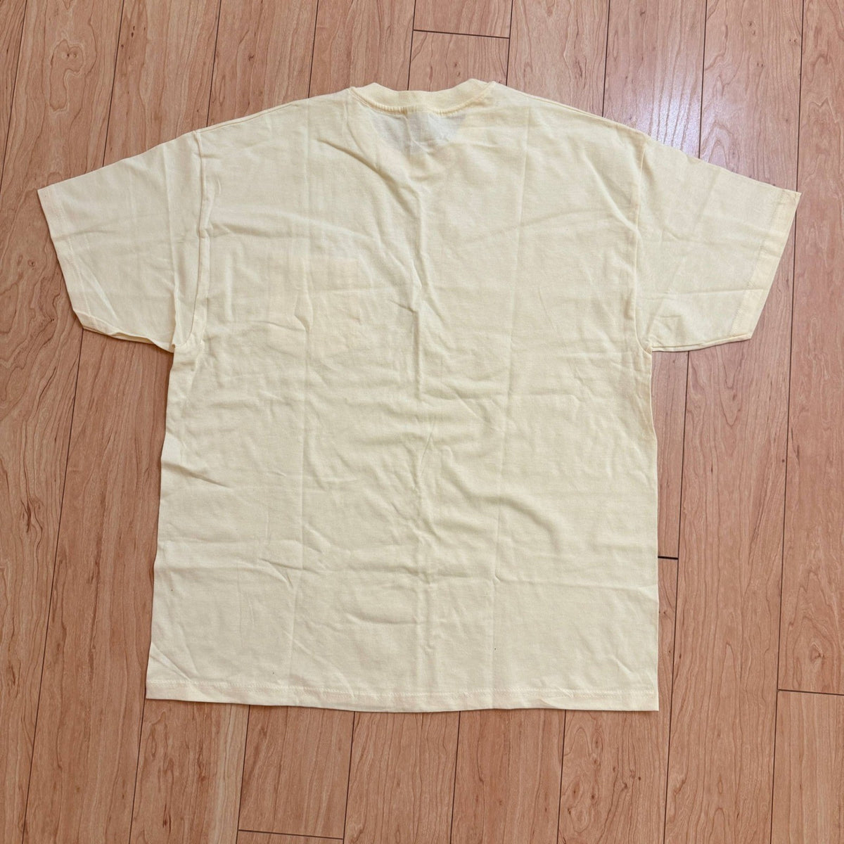 Set of 3 Hanes Men's T-Shirts Size L White, Light Yellow, Orange