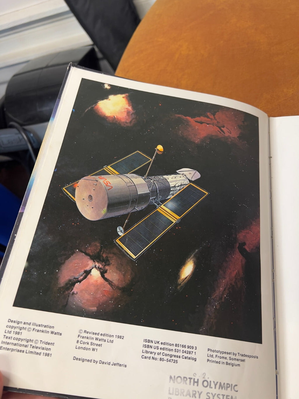 Heavens Above! A Beginners Guide To Our Universe 1982 Hardback