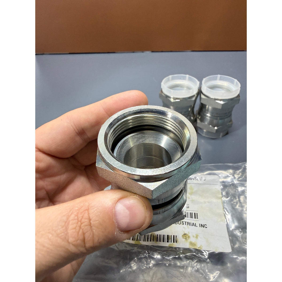 Set of 3 Brennan 6565-20-20 Straight Adapter, 1-1/4" Female 37° JIC x 1-1/4"