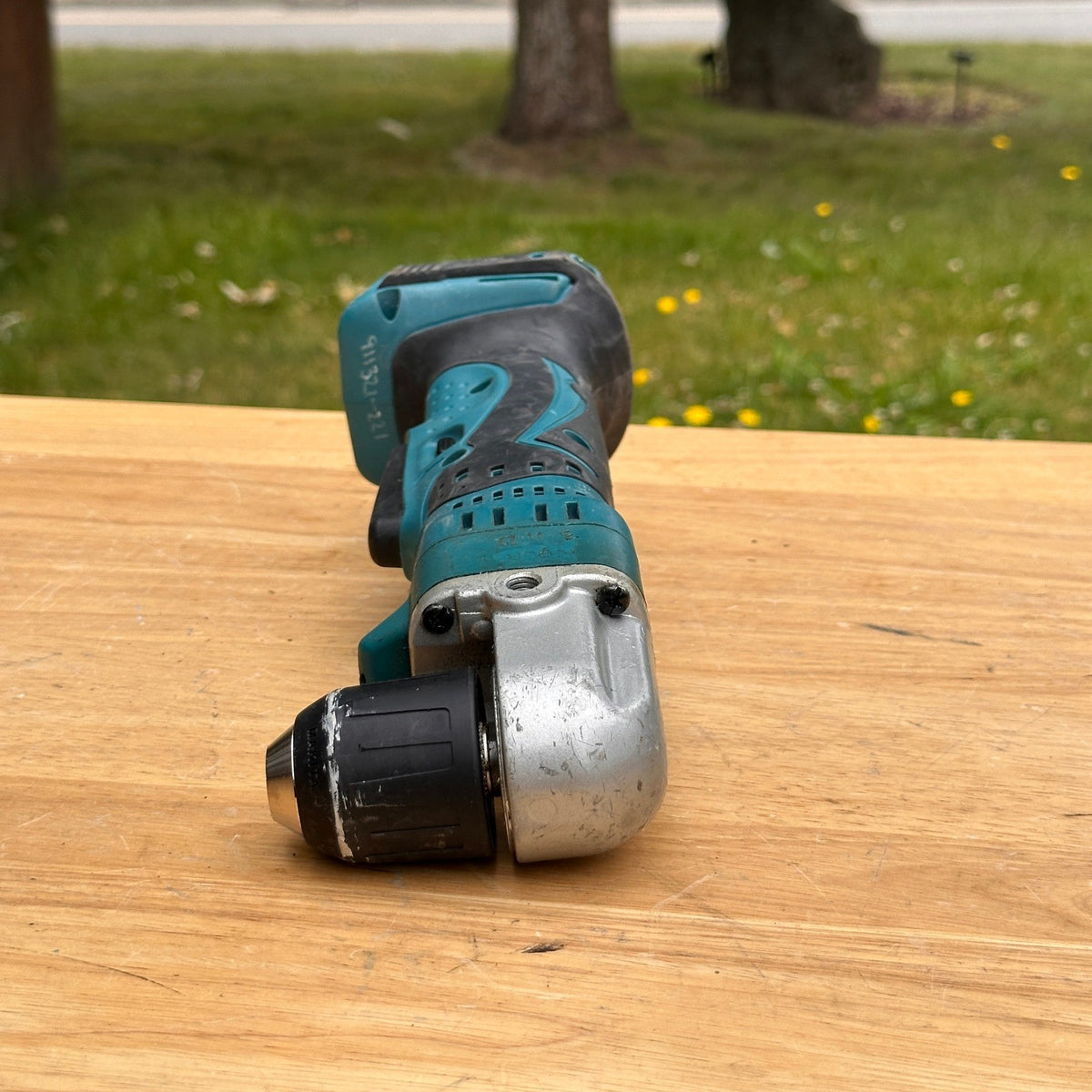 Makita XAD02 18V Lithium‑Ion Cordless 3/8" Angle Drill Tool Only