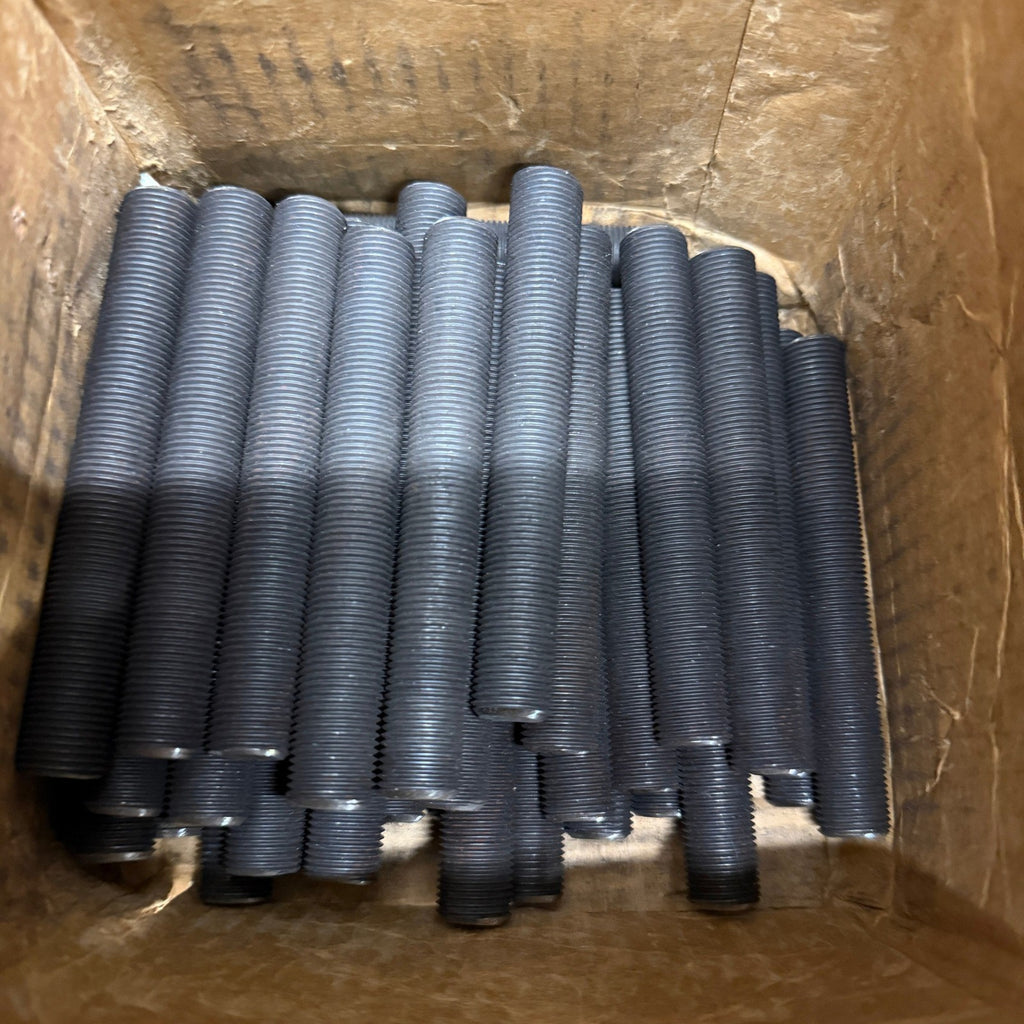 Pack of 36 Perine-Danforth 5/8-18 x 4-1/2 Grade 8 Full Thread Stud Plain Only