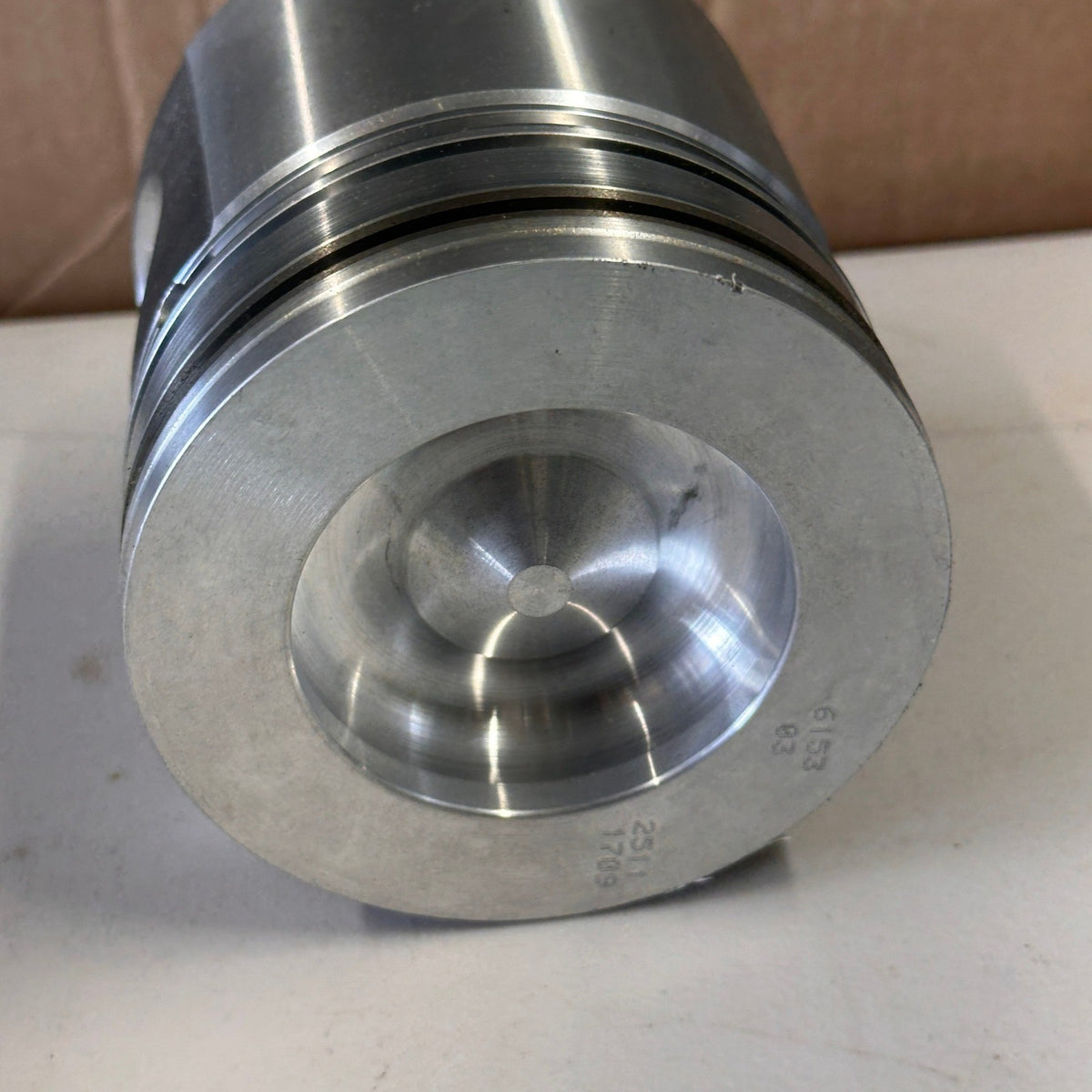 Genuine Cummins 3800781 Engine Piston Kit