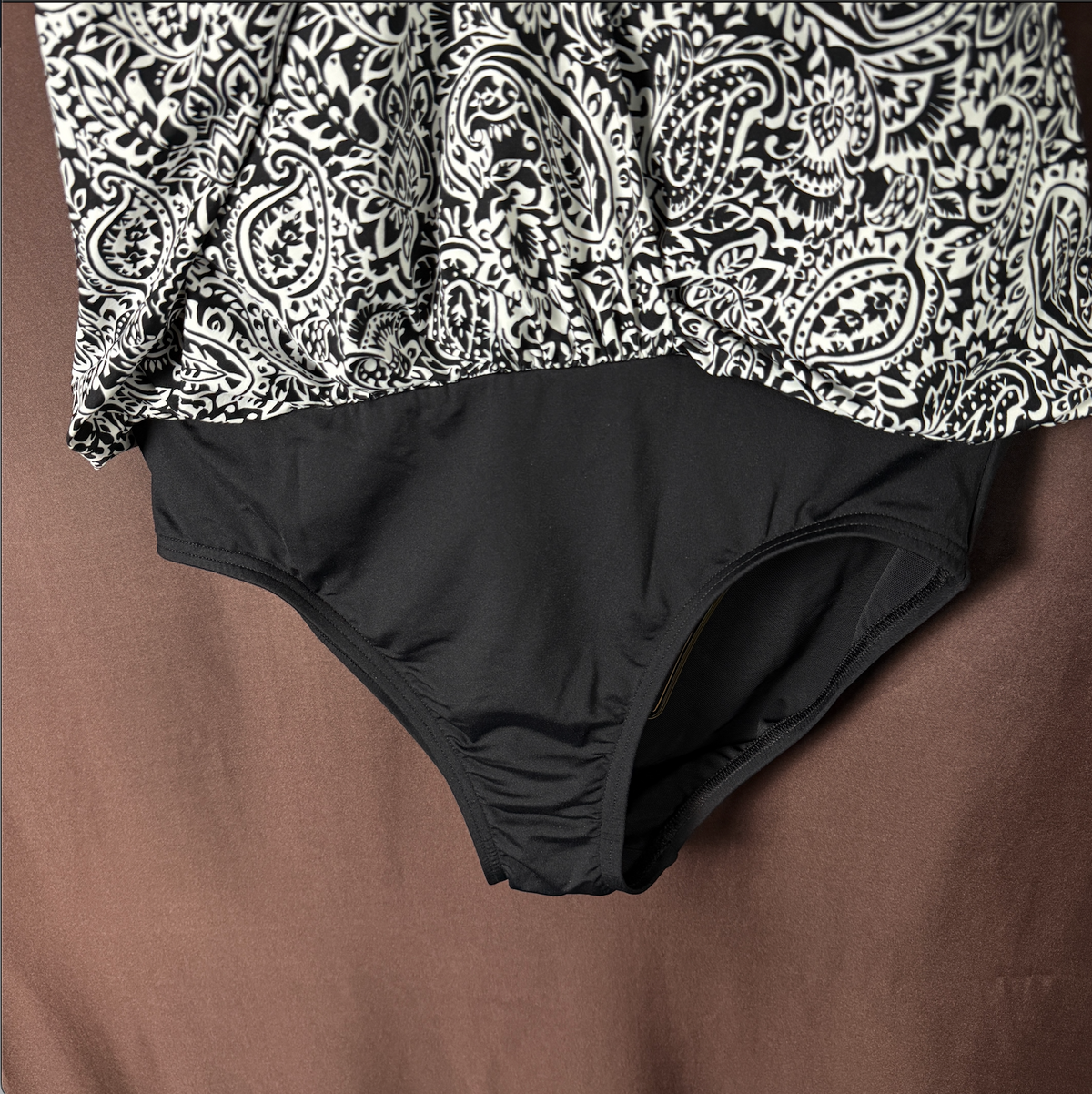 Lands End Women's XS, XS-S LONG Blouson One Piece Fauxkini Swimsuit Black Paisle