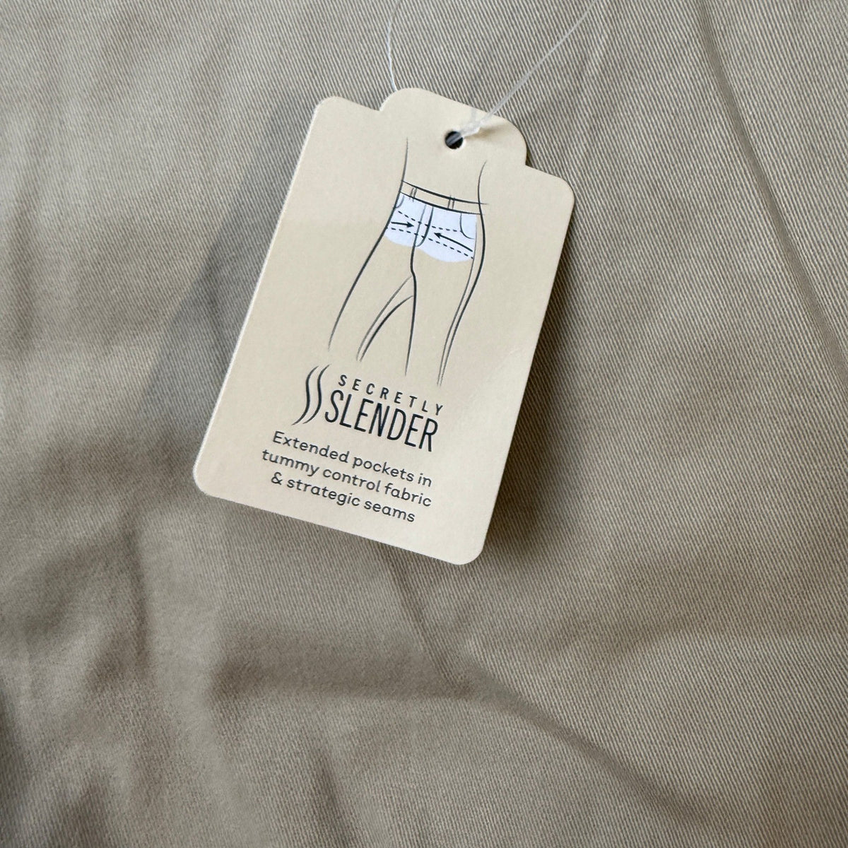 MSRP $50 St. John's Bay Women's 16W Biscotti Relaxed Fit Girlfriend Chino Pants