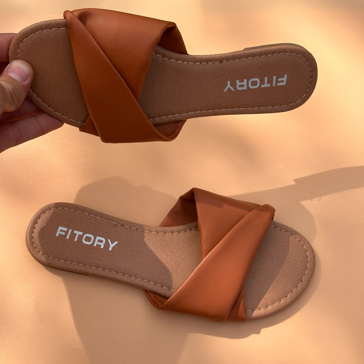FITORY Women's US 6, 7 Brown Flat Sandals Soft Leather Slide Slippers Summer Fas