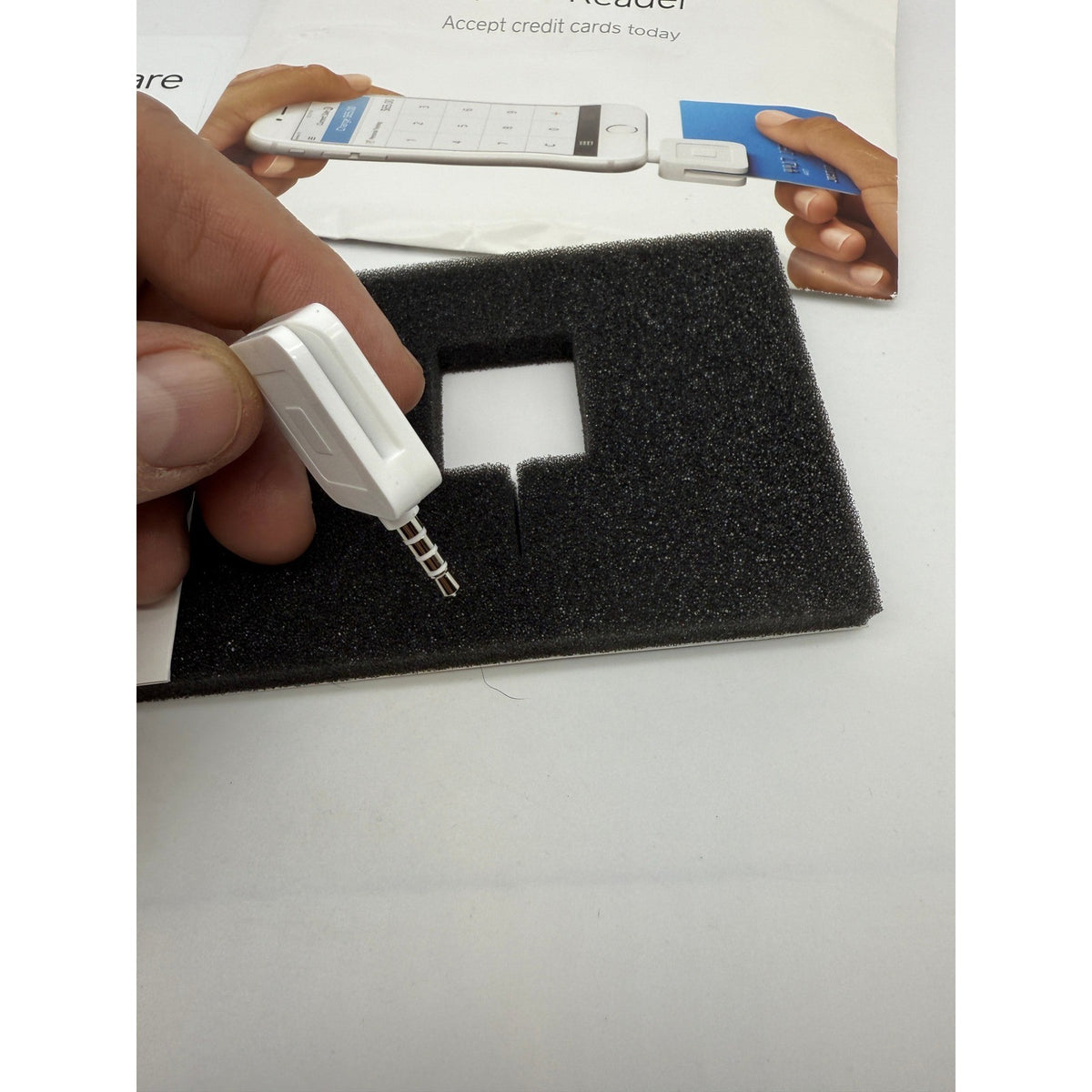 SQUARE CHIP Credit Card Reader White A-PKG-0223-04 For Apple iPhone