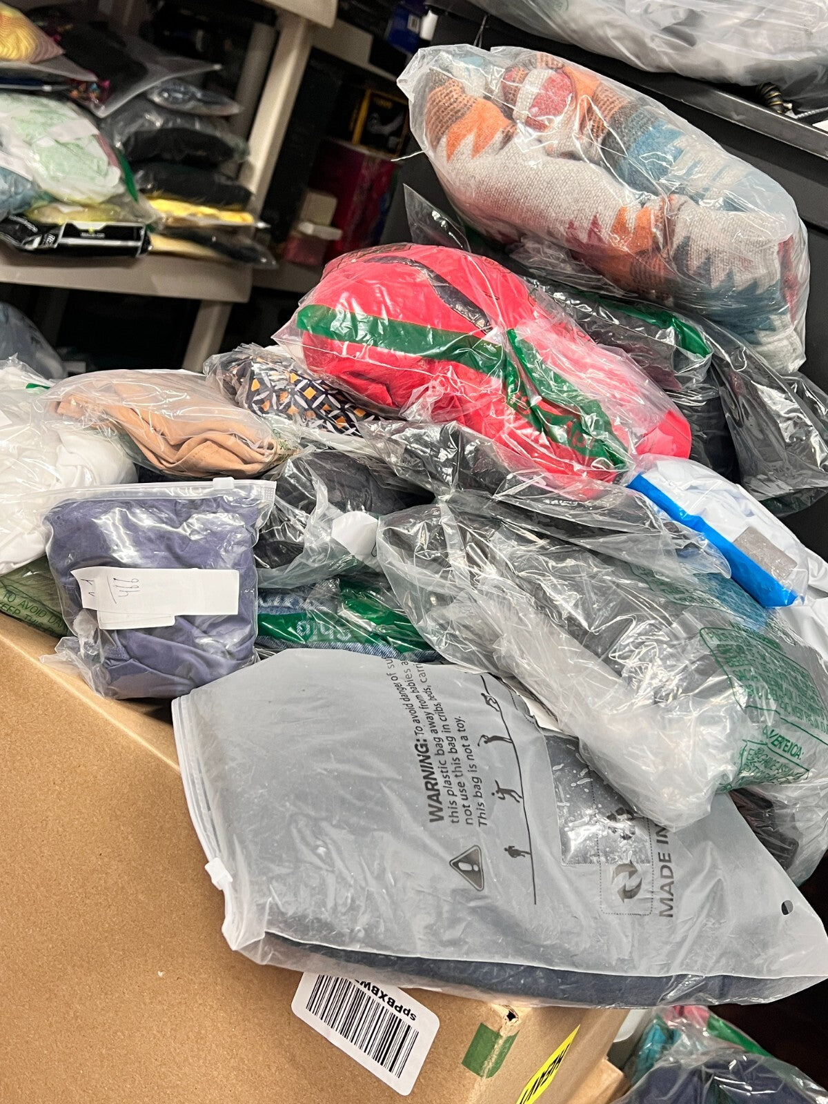 50 pcs Wholesale Bulk Liquidation Clothes Box Overstock