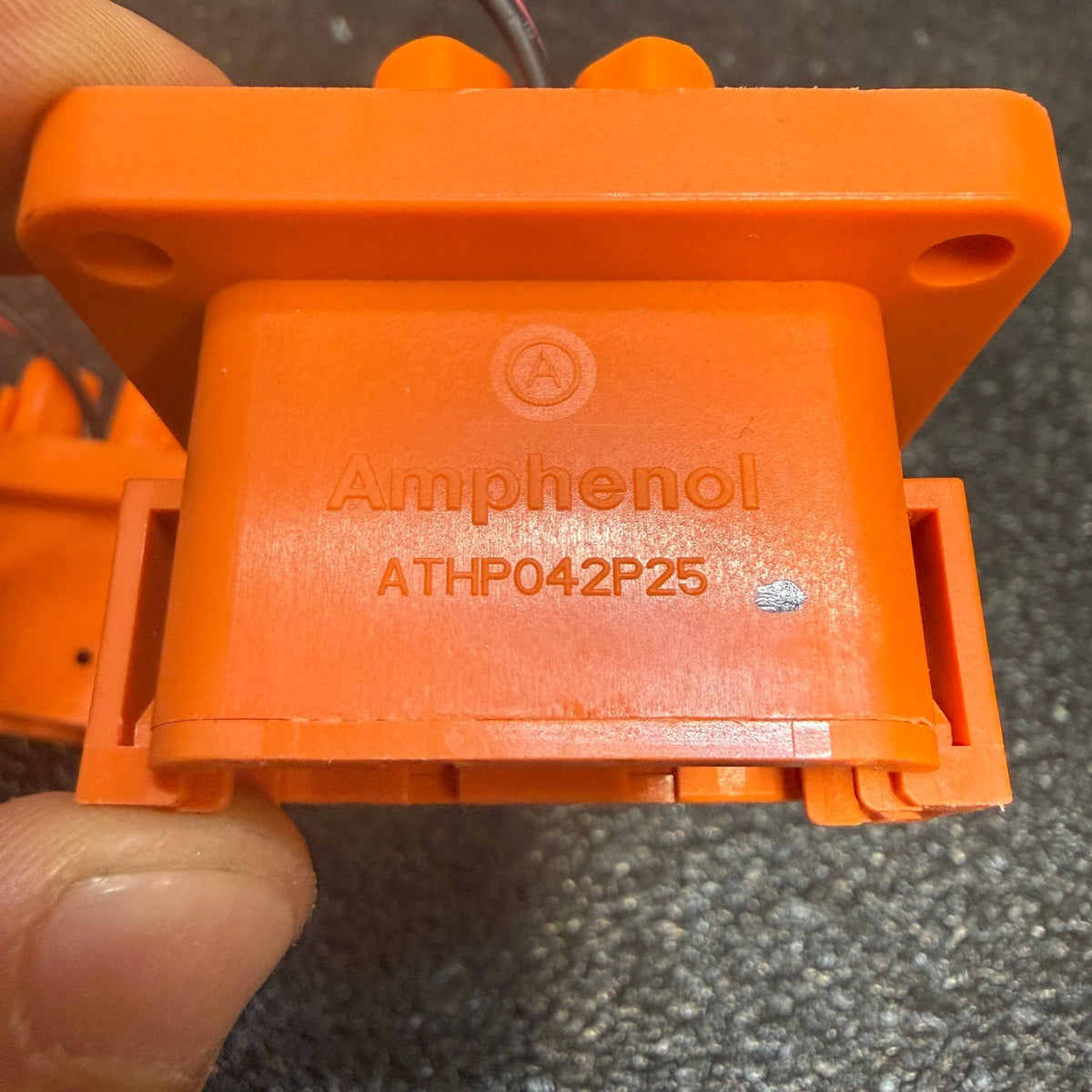 Lot of 5 Amphenol ATHP042P25 2-Way ATHP Mini Receptacle w/ Wires