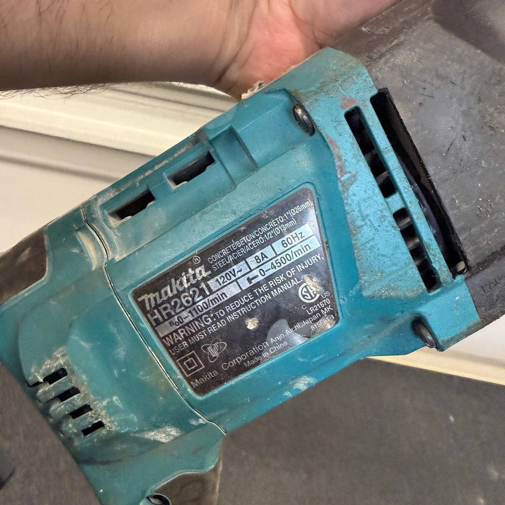 Makita HR2621 1" AVT SDS Plus Rotary Hammer Drill 8 Amp Corded