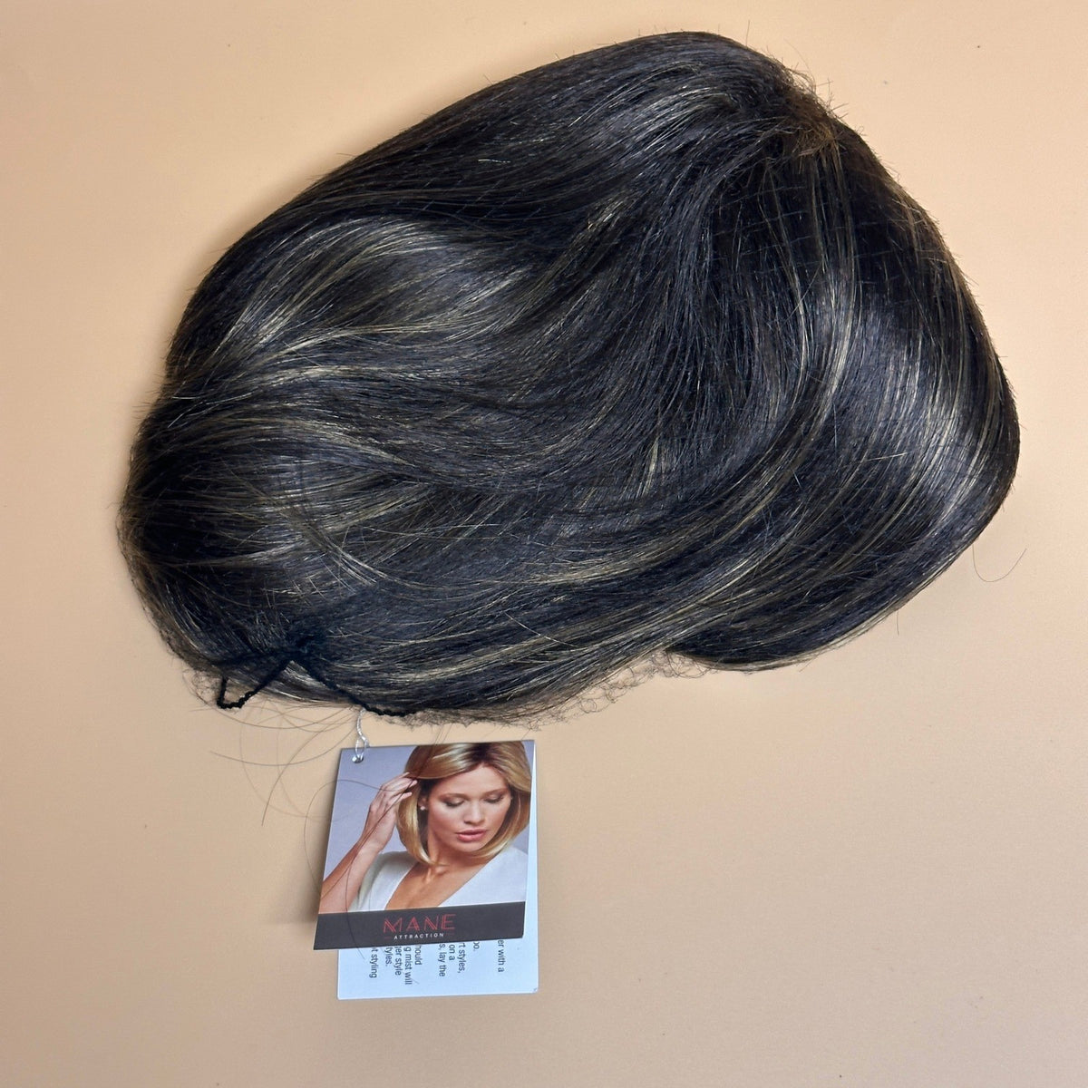NWT Mane Attraction 404 Allure Praline Synthetic Full Wig