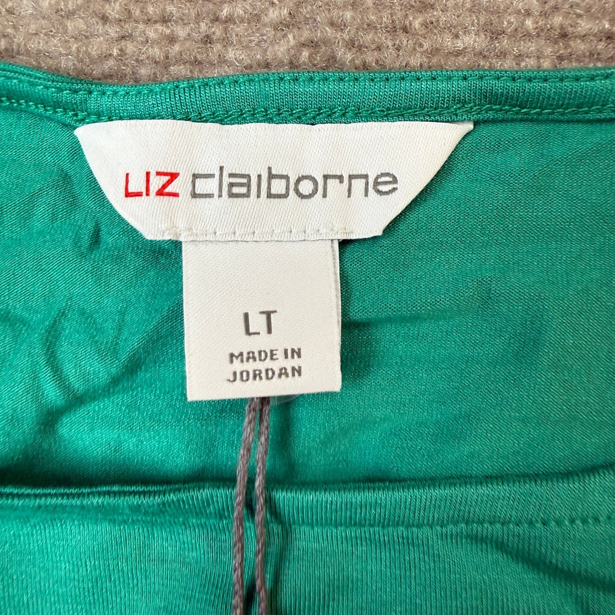 MSRP $42 Liz Claiborne Women's L Tall Alhambra Green Side Tie Top T-Shirt Short