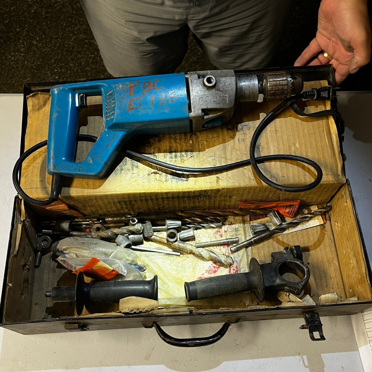 Ryobi PDE-1930 1/2" Impact Drill Corded w/ Metal Case, Bits & Handles