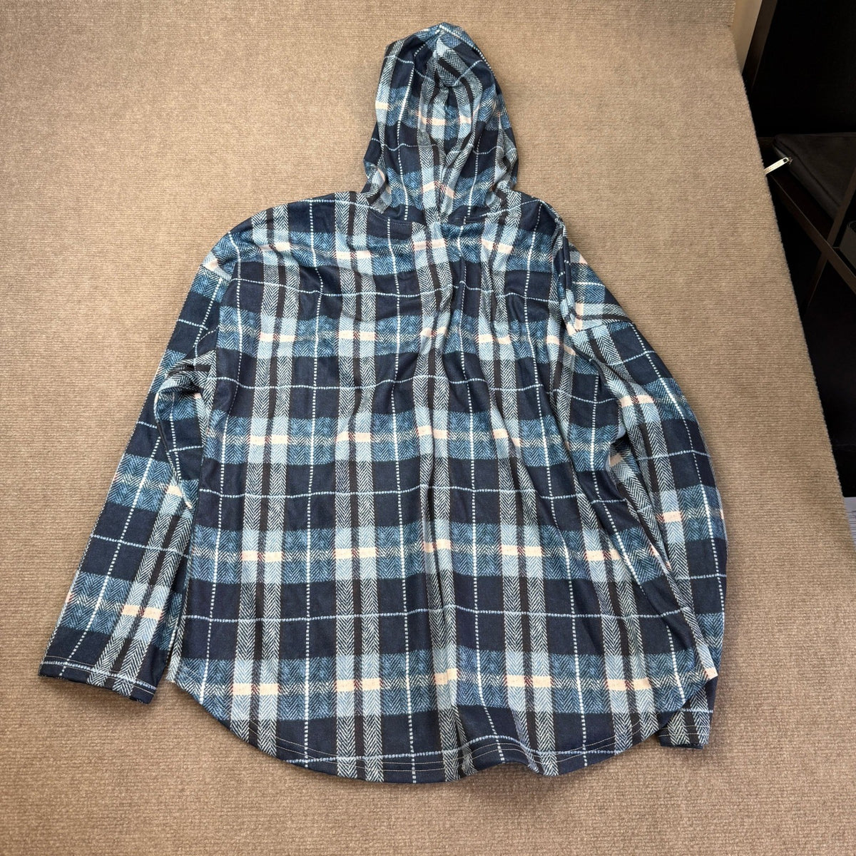 MSRP $19 RUMIA Women's 2XL Top V Neck Sweatshirt Pullover Hoodie Oversized Plaid