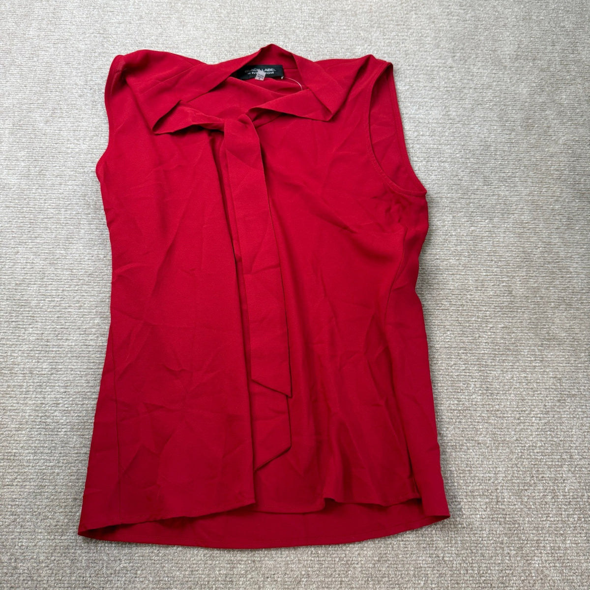 MSRP $49 Black Label by Evan-Picone Womens M Fire Red Split Tie Neck Blouse