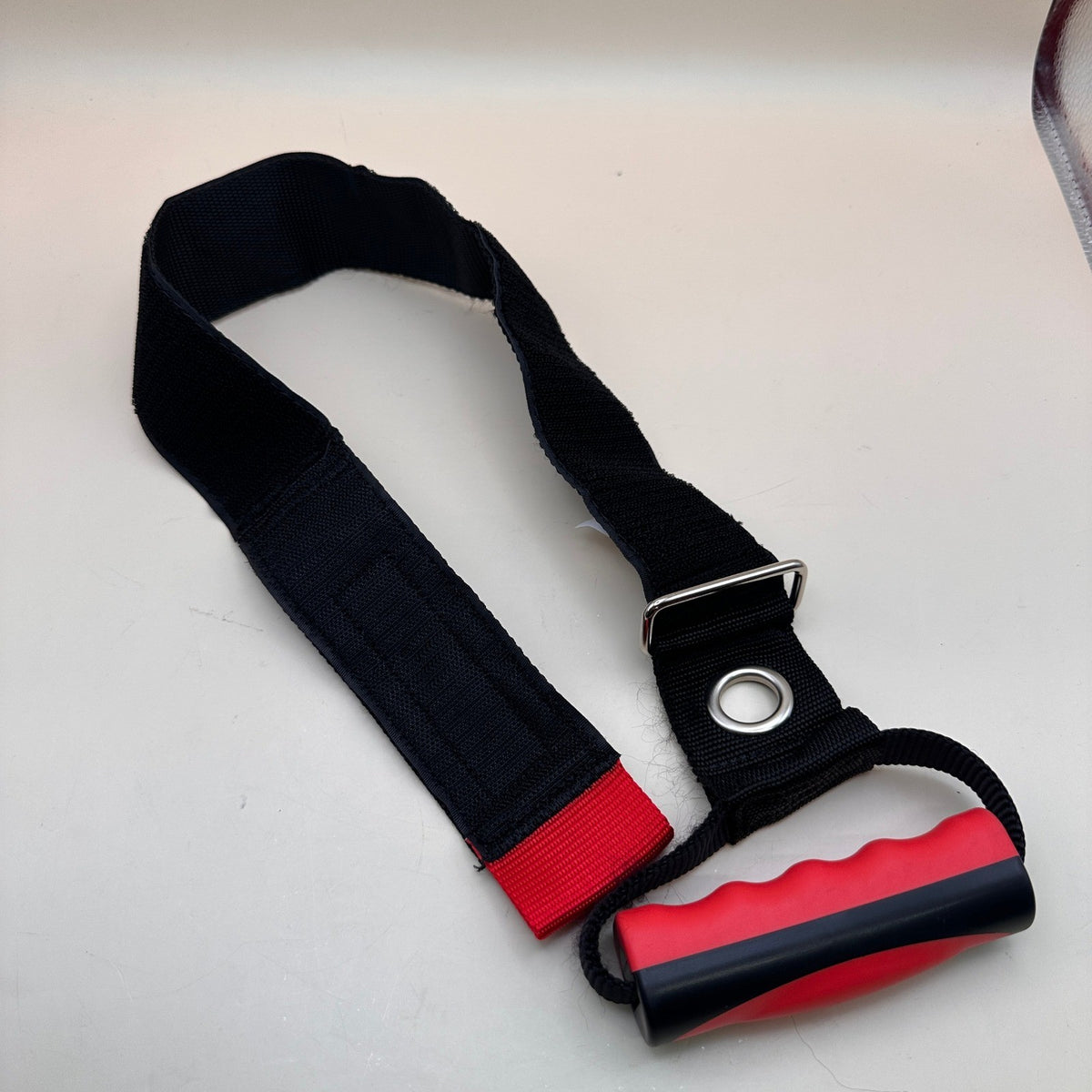 VELCRO Brand Heavy Duty Carrying Strap with Handle Medium, Wraps 5.5" Dia