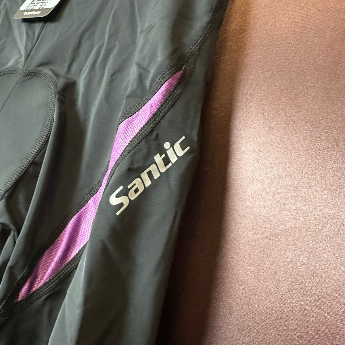 NWT Santic Ao Dai Women's XL Padded 3/4 Cycling Pants Black w/ Purple Straps