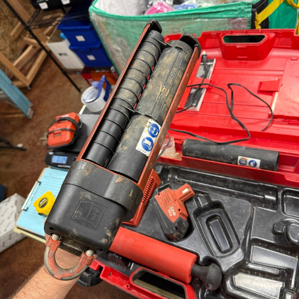 Hilti ED3500 Cordless Adhesive Epoxy Dispenser Set w/ 2 Batteries, Charger, Hard