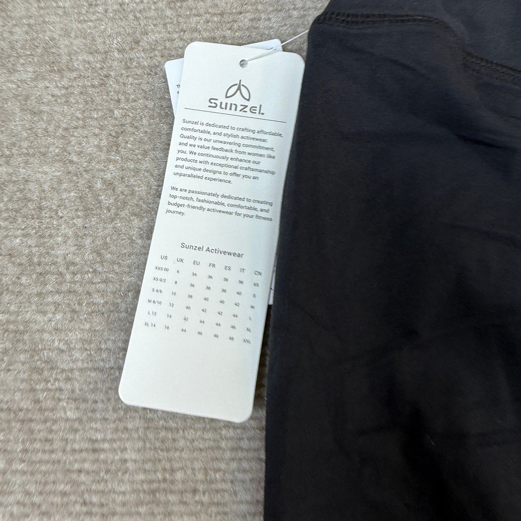 MSRP $39 Sunzel Women's M Black 28" Inseam Crossover Waist Workout Leggings