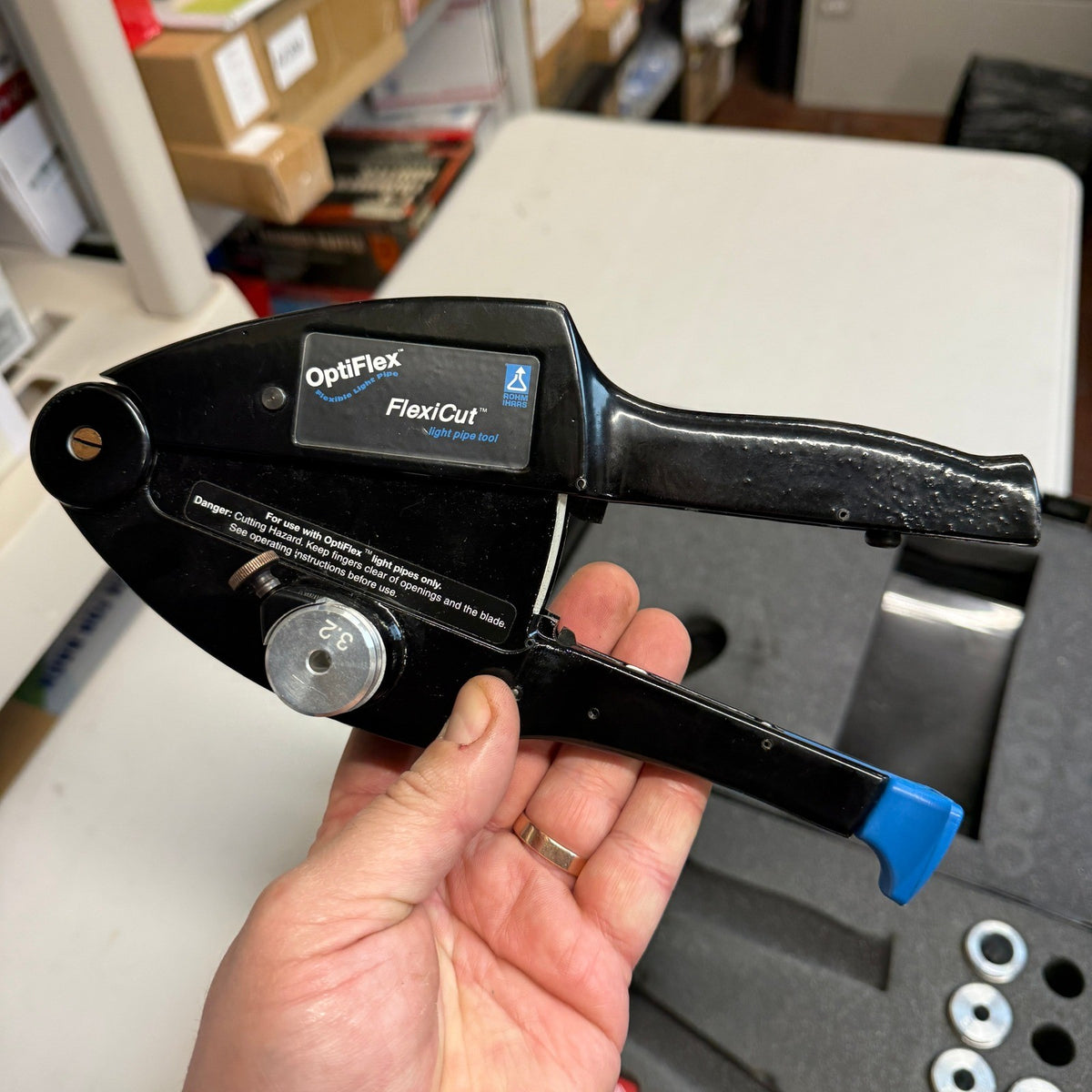 Rohm and Haas OptiFlex FlexiCut Flexible Light Pipe Tool Crimping Tool Kit Hydr