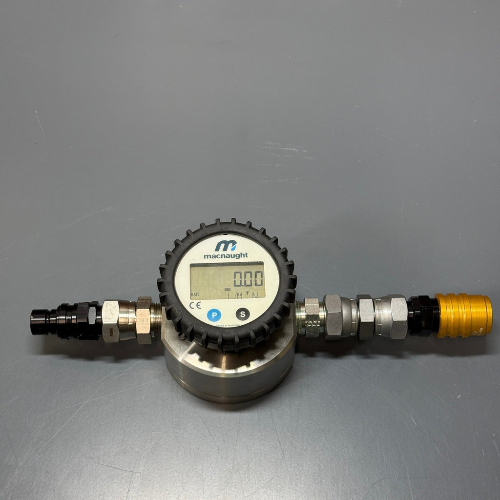 Macnaught MX19P-2PA 3/4" NPT Digital Flow Meter 0.8-21 GPM 2000 PSI w/ Display