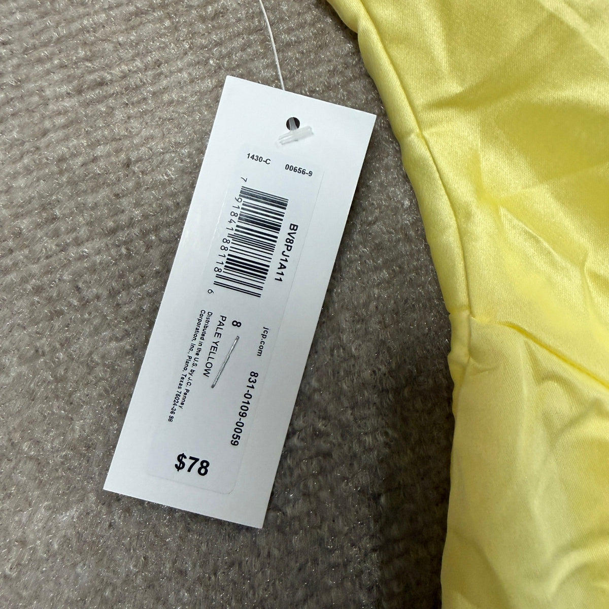 MSRP $78 belle vie Womens 8 Pale Yellow Draped Neck Fit + Flare Dress Sleeveless