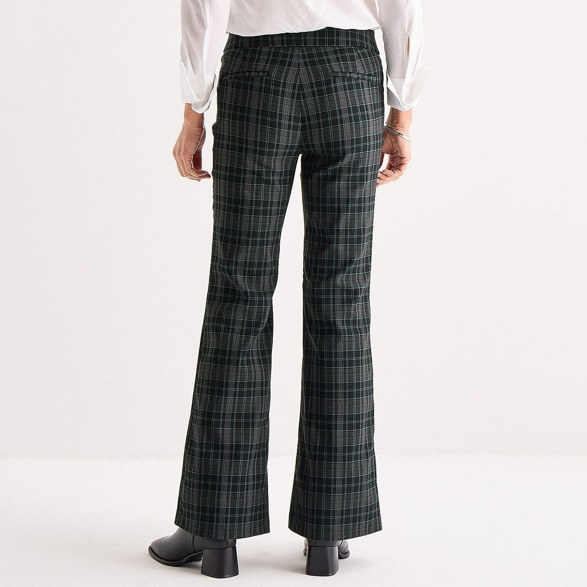 MSRP $54 Liz Claiborne Lisa Womens 12 Tall Black Green Plaid Flare Pull-On Pant