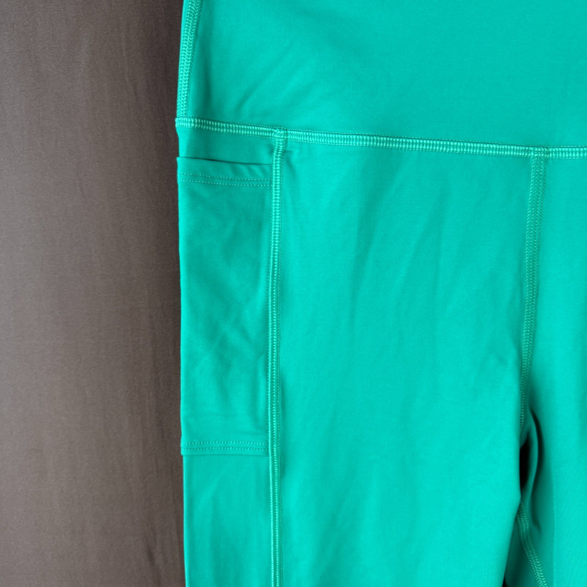 Lands' End Women's XS, S LONG Chlorine Resistant High-Waist Crop Swim Leggings