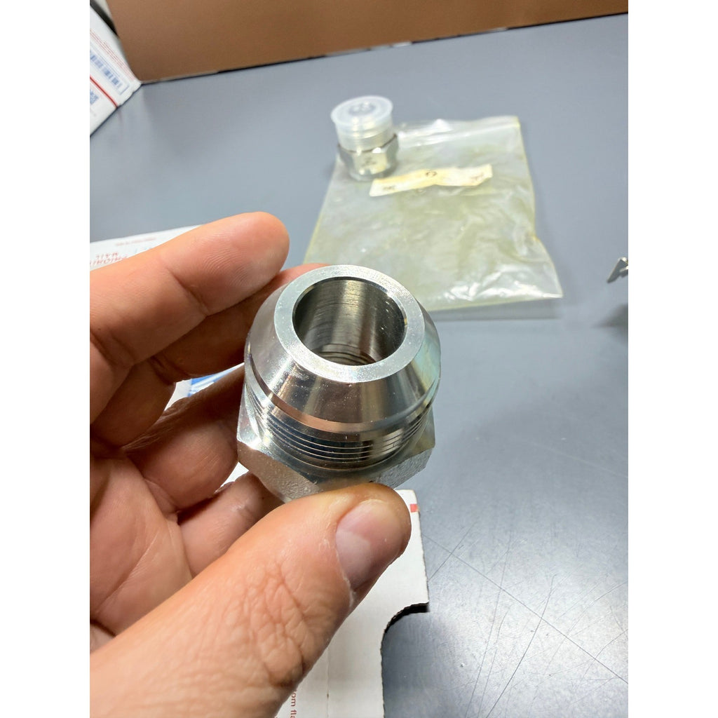 Set of 2 Titan 2406-16-20 Tube Expander-Reducer 1" JIC Female x 1-1/4" JIC Male
