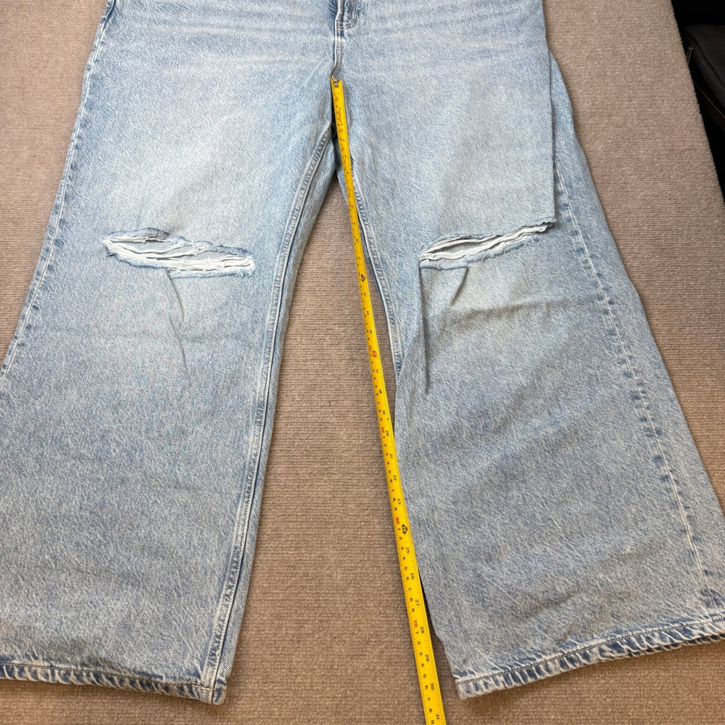MSRP $54 Arizona Jean Co Womens 22 Light Plaid Bow Super Low Rise Jeans Straight