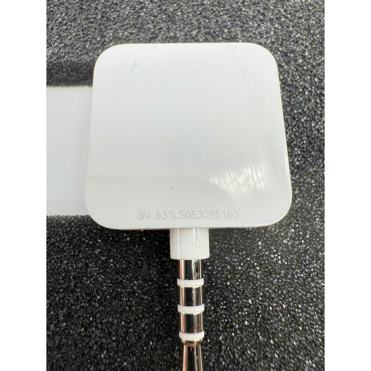 SQUARE CHIP Credit Card Reader White A-PKG-0223-04 For Apple iPhone