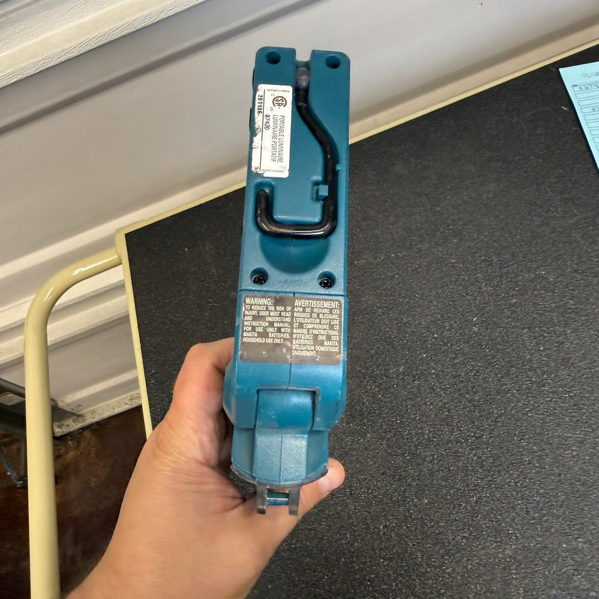 Makita DML801 18V LXT 12 L.E.D. Flashlight, Tool Only
