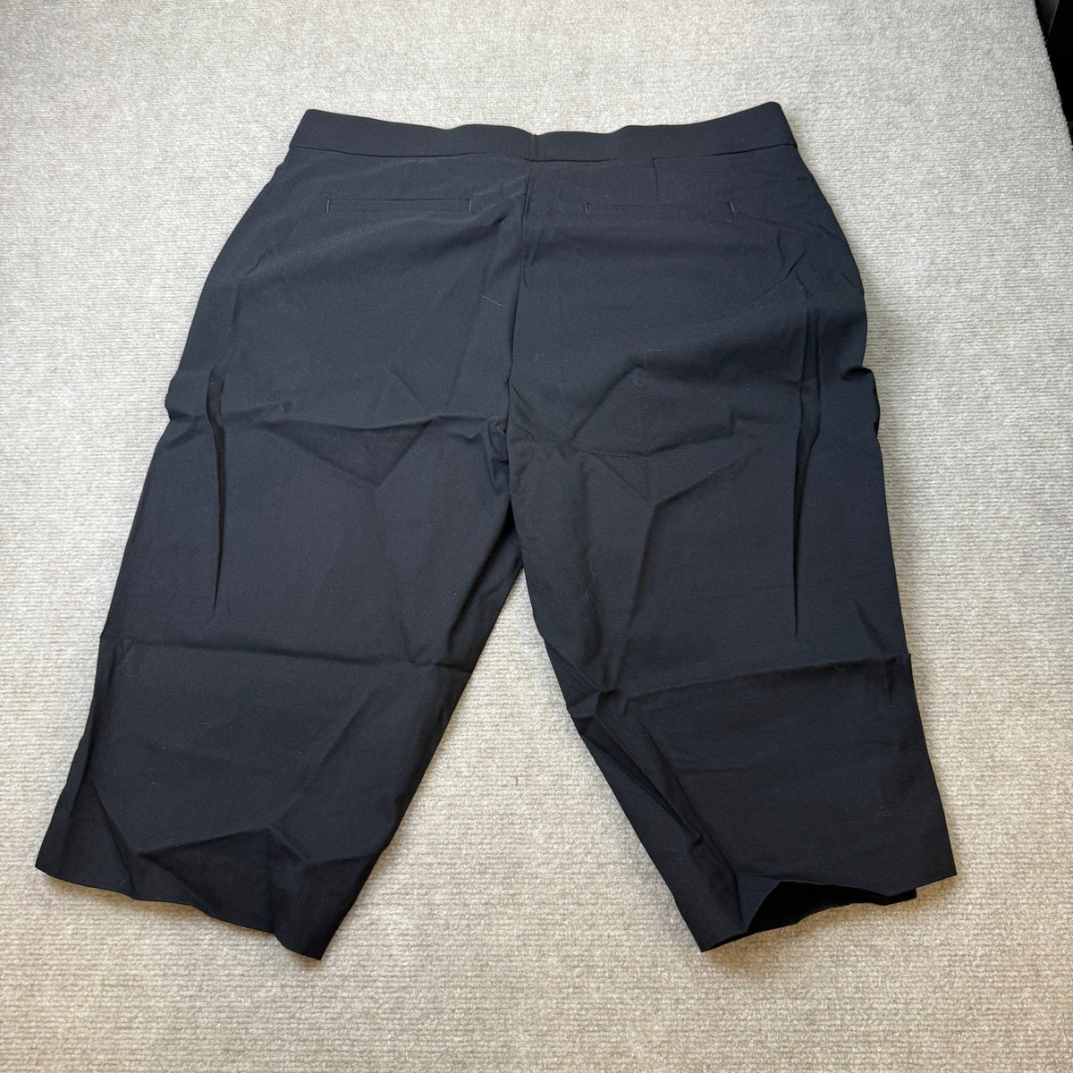 MSRP $54 Liz Claiborne Lisa Womens 16W Black Straight Capri Pants