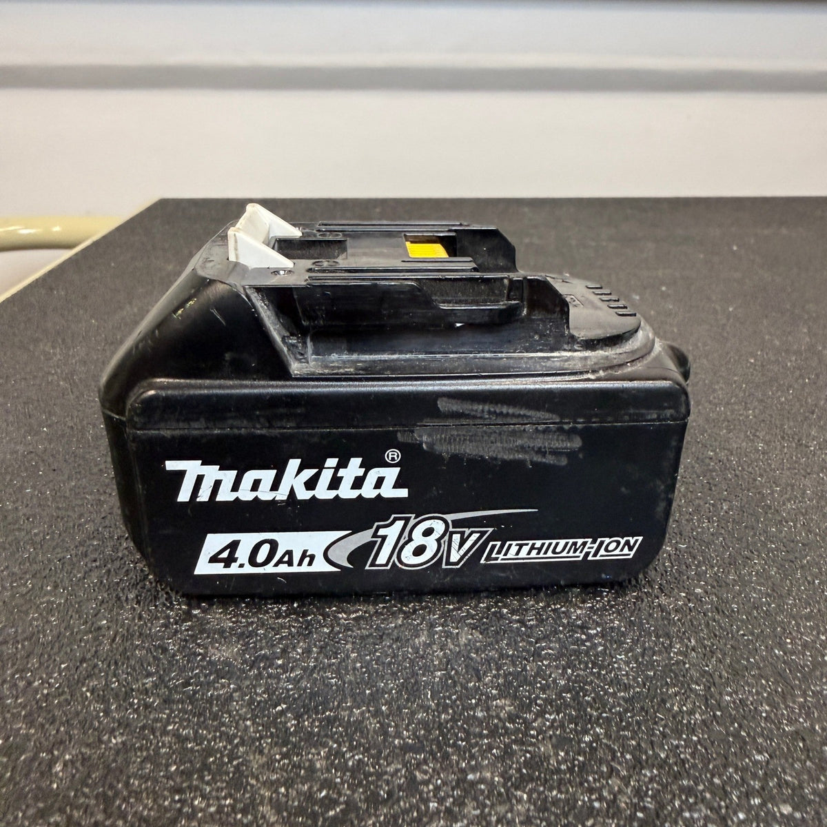 Makita BL1840B 18V LXT Rechargeable Li‑Ion 4.0Ah Battery