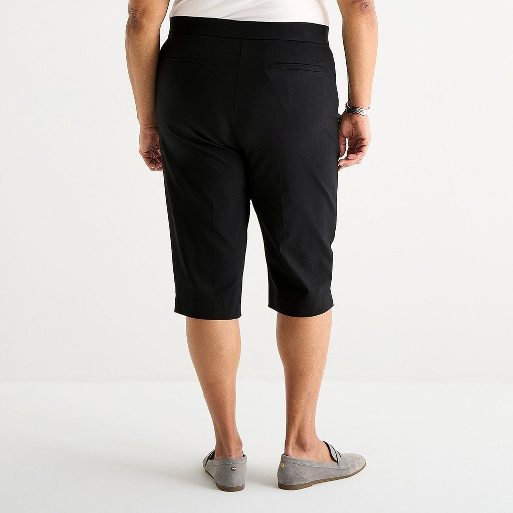 MSRP $54 Liz Claiborne Lisa Womens 16W Black Straight Capri Pants