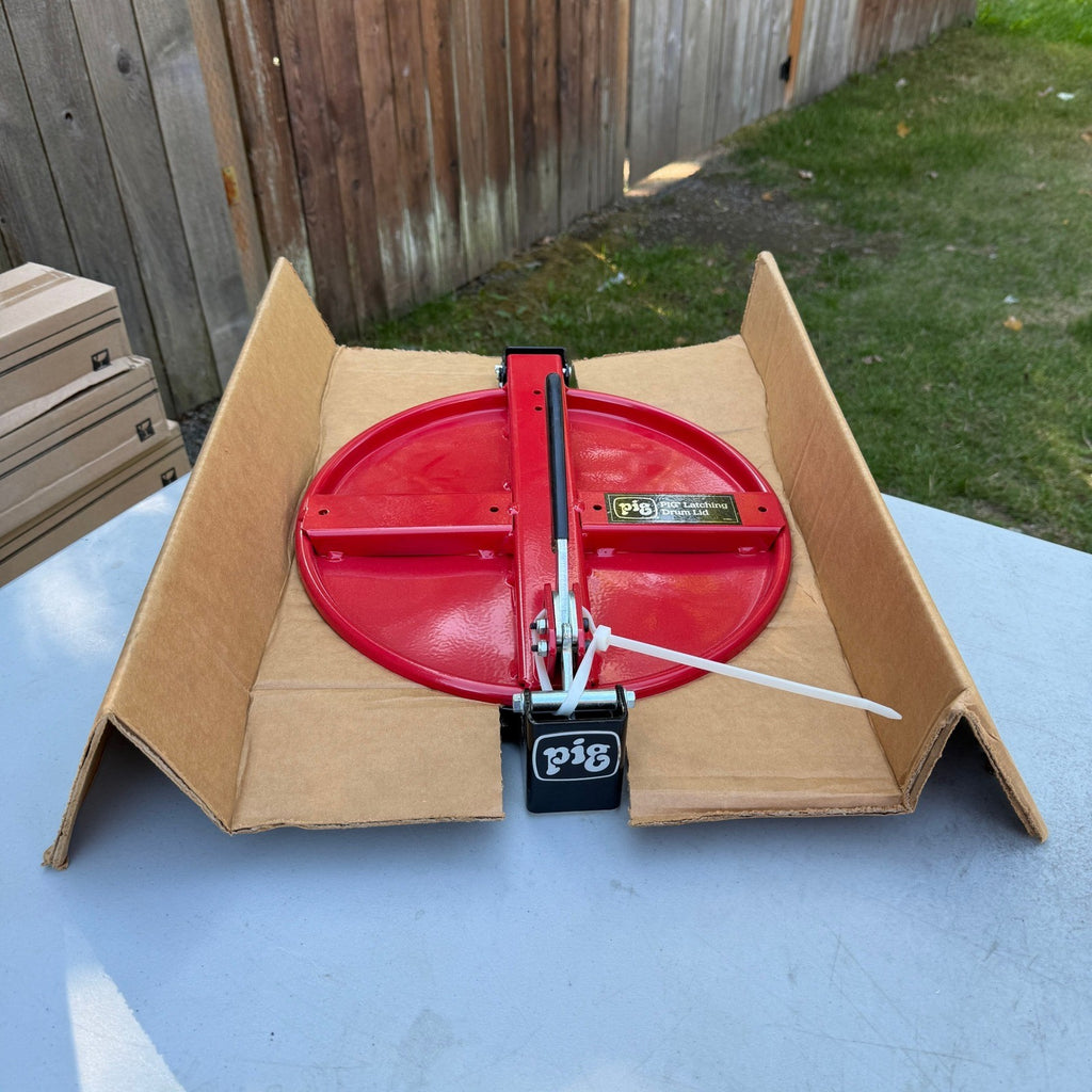 Pig DRM167 Latching Drum Lid Red For 5 to 16 Gal 14.88" W x 18.88" L x 5.63"