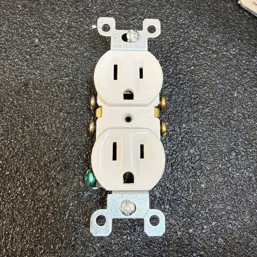 Pack of 9 Leviton 5320-WMP 15 Amp 125V Tamper Resistant Duplex Outlet White