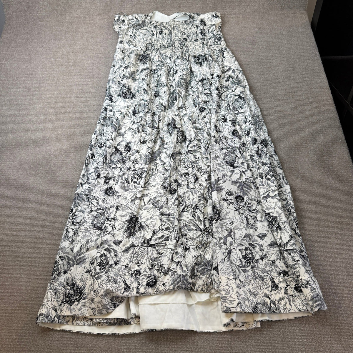 MSRP $88 Belle Vie Womens 6 Ivory Black Floral Print Poplin Midi Dress Sleeve