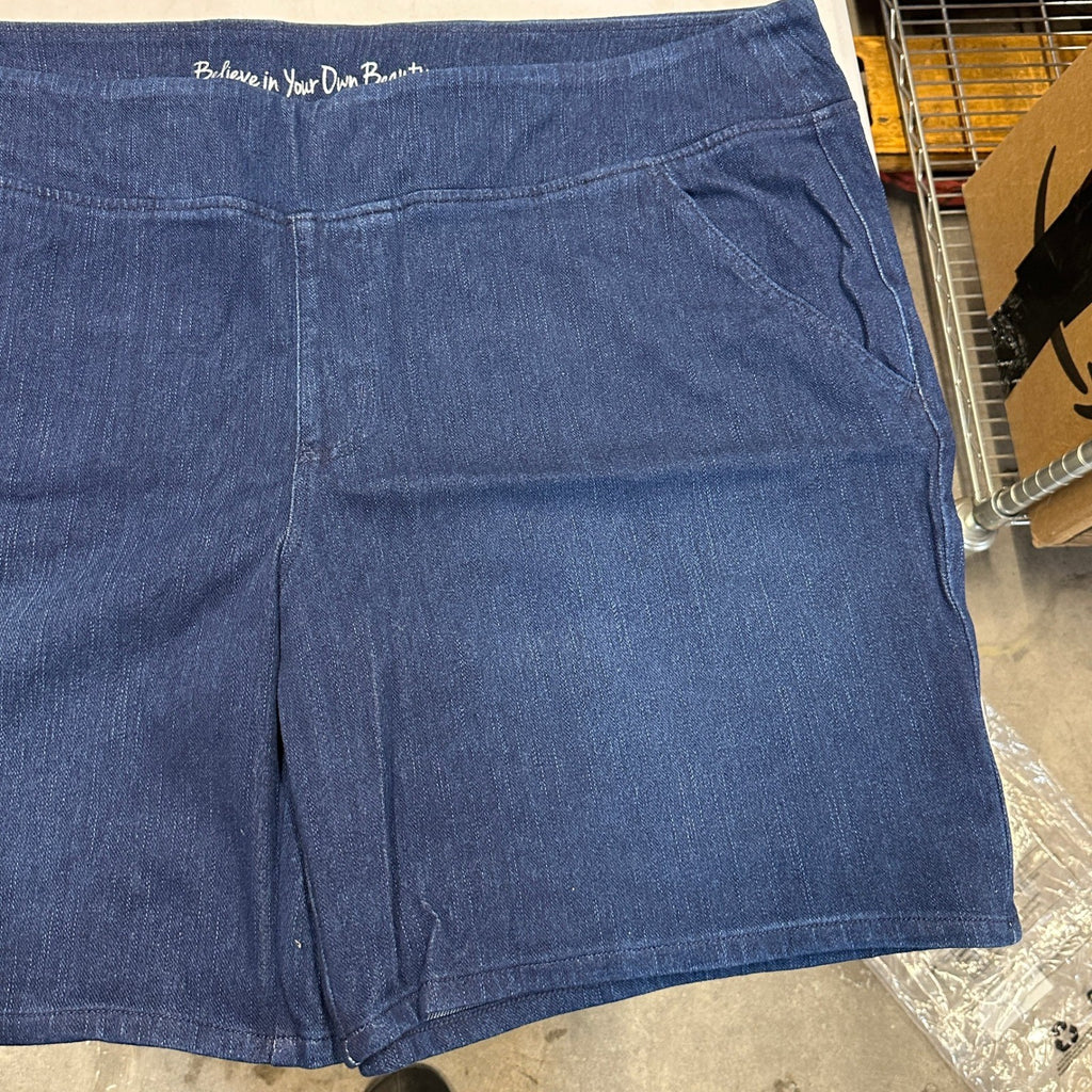 Belle by Kim Women's Dark Indigo Sz 30W Gravel Flexibelle 8" Short