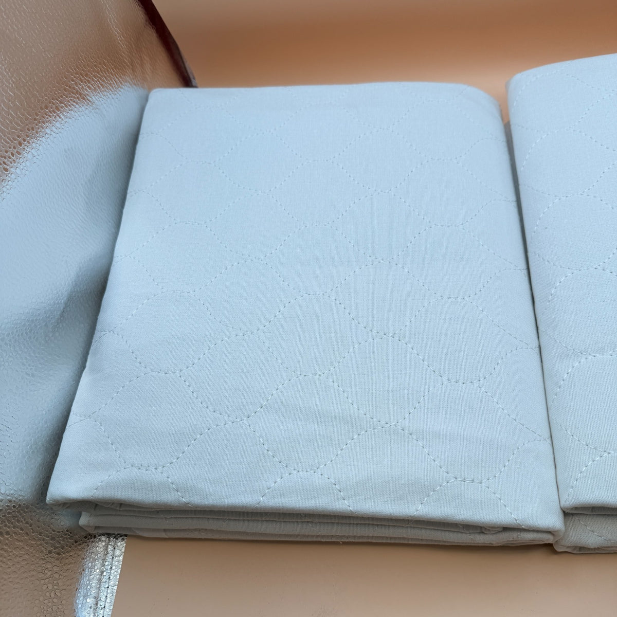 Pack of 2 Careboree Reusable Incontinence Bed Pads Queen 34"x60" Cotton Top, Tuc