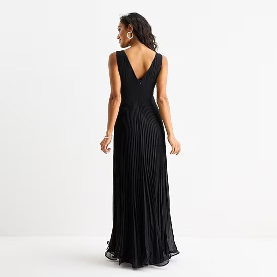 NWT Melonie T Women's 8 Black Twist V Neck Sleeveless Evening Gown