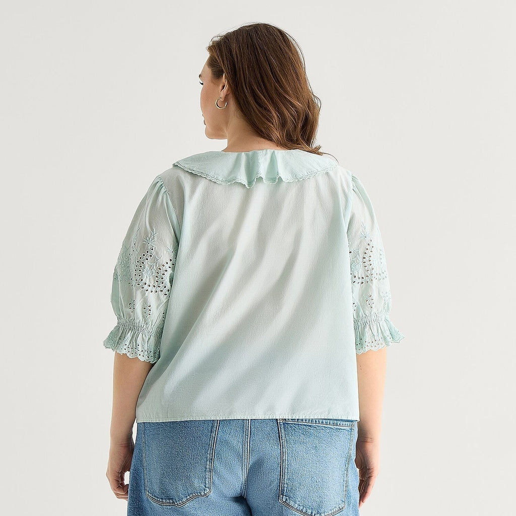 MSRP $48 a.n.a Womens 2X Green Surf Eyelet V Neck Elbow Sleeve Blouse
