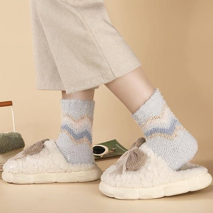 Premillow 5 Pairs Women's Fuzzy Socks Winter Fluffy Cozy Socks with Coral Fleece