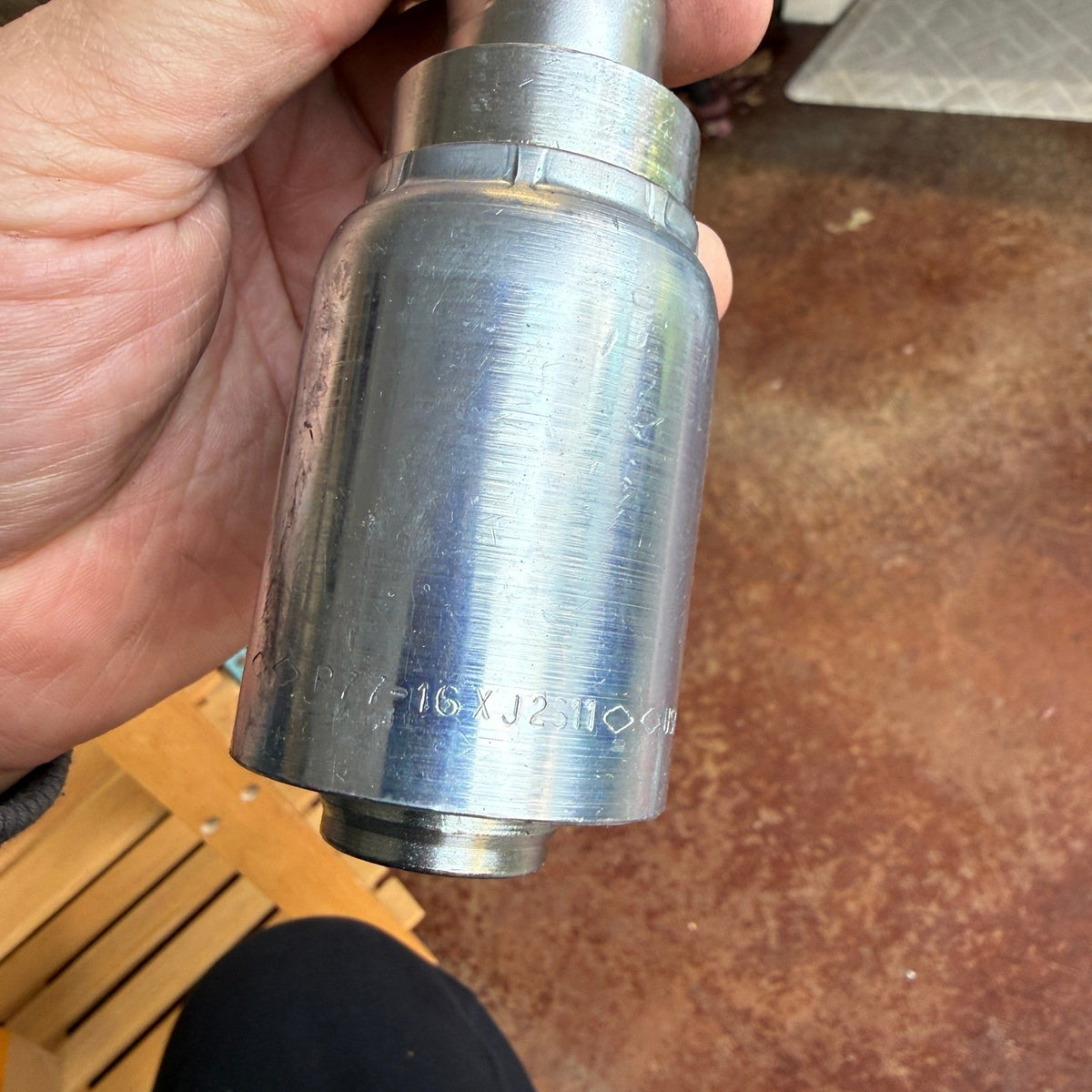 Parker 1J177-16-16 Crimp Style Hydraulic Hose Fitting 90° Elbow