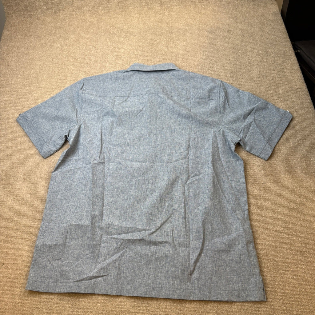 MSRP $60 Cubavera Chambray Mens L Dress Blues Pintuck Button Down Shirt Short