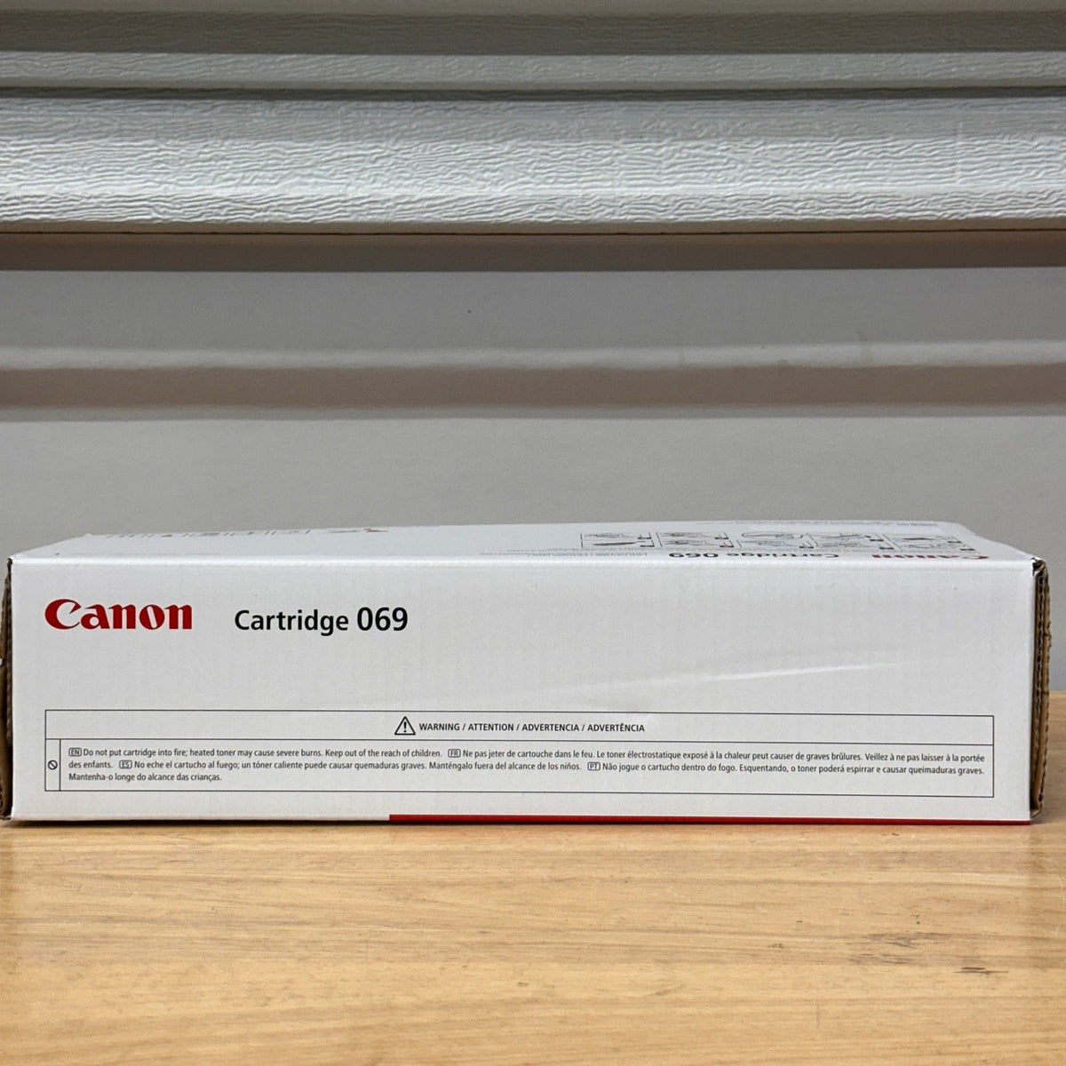 Canon 069 5093C001 Cyan Toner Cartridge LBP674C MF750C Series DAMAGED BOX