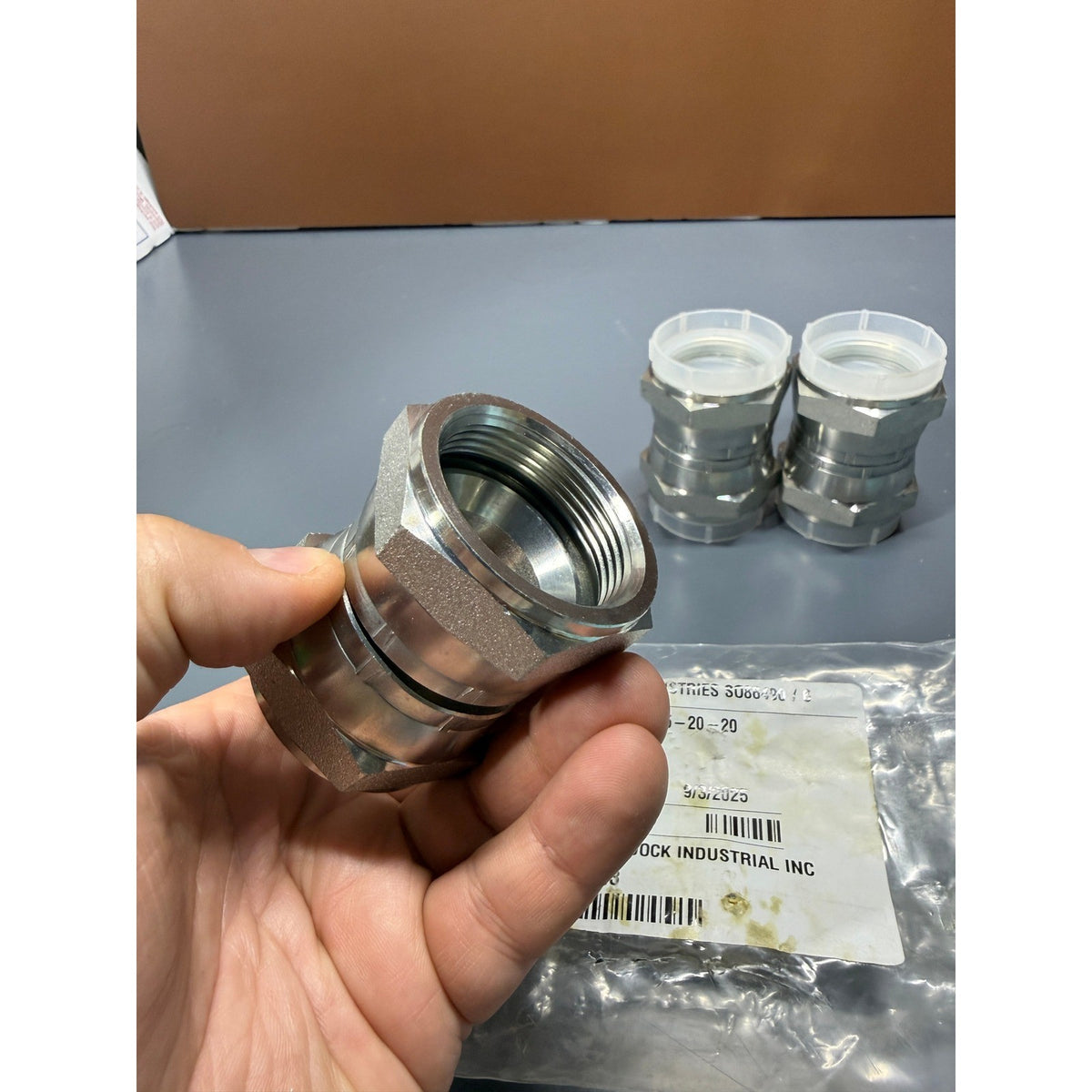 Set of 3 Brennan 6565-20-20 Straight Adapter, 1-1/4" Female 37° JIC x 1-1/4"