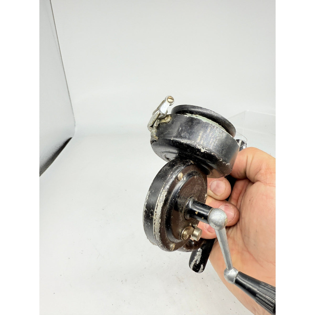 Vintage Ueno Seiko Co Olympic No.82 Black Spinning Fishing Reel Japan